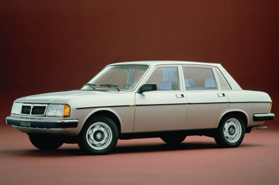  Lancia Beta 1972 года  (фото 12 из 24)